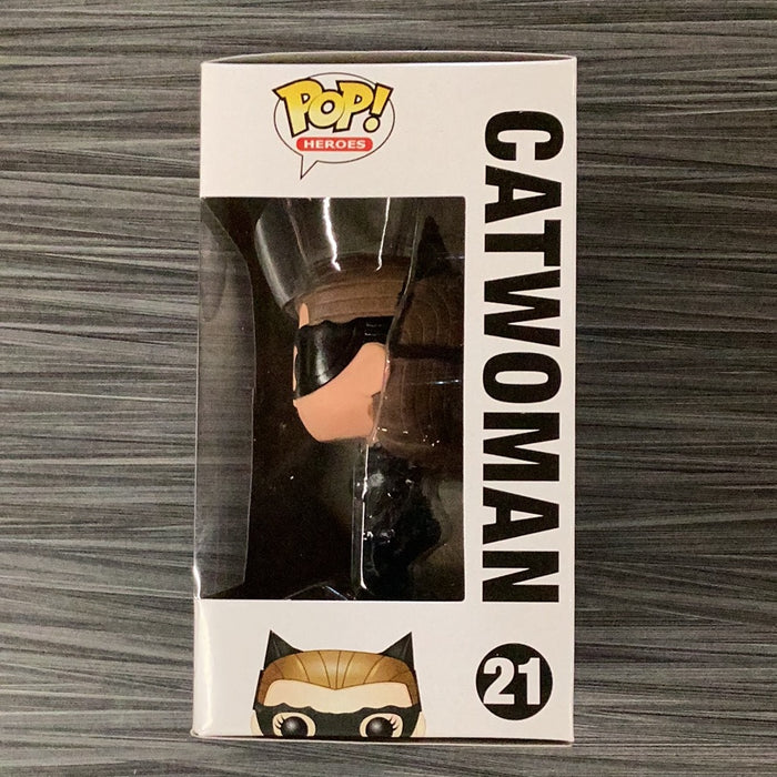 Funko POP! Heroes: The Dark Knight Rises - Catwoman (Damaged Box)[B] #21