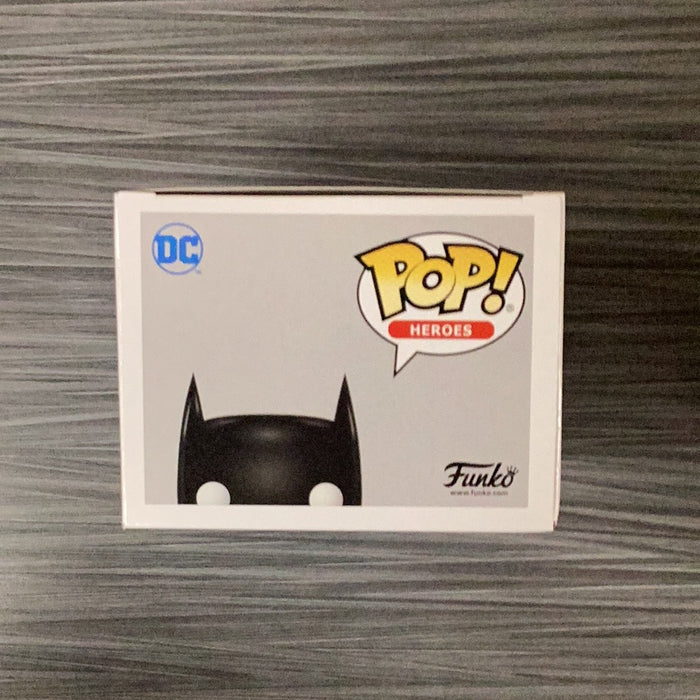 Funko POP! Heroes: DC Super Heroes - Batman [Blue] Chrome (2017 Toy Tokyo)(Damaged Box) #144