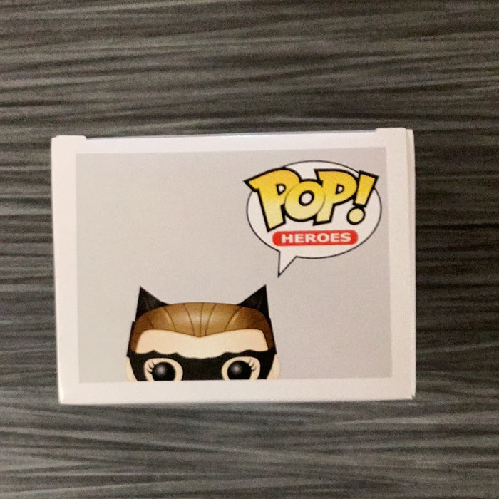 Funko POP! Heroes: The Dark Knight Rises - Catwoman (Damaged Box)[B] #21