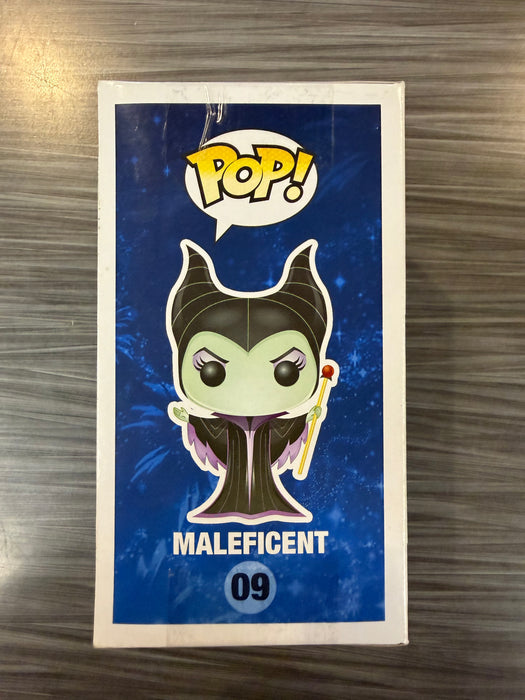 Funko POP! Disney Store: Maleficent (Damaged Box*) #09