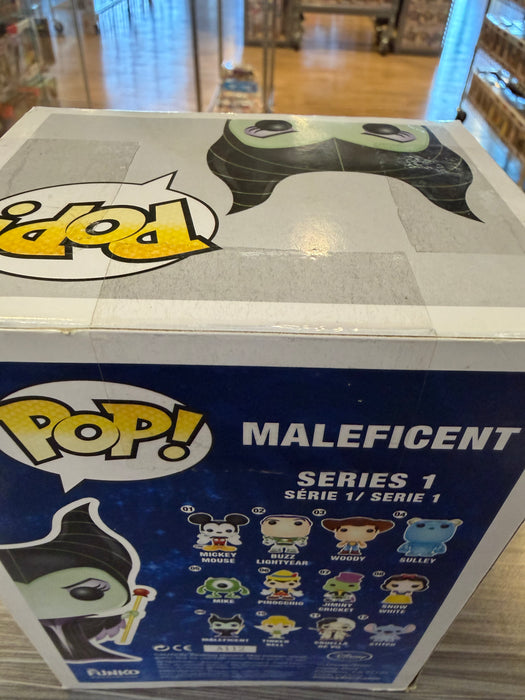 Funko POP! Disney Store: Maleficent (Damaged Box*) #09