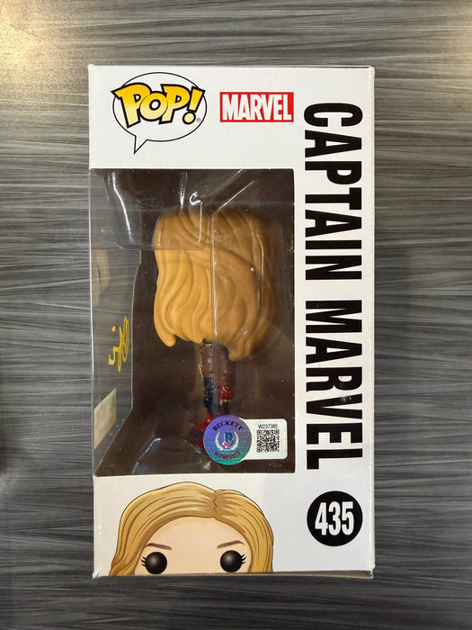 Funko POP! Marvel: Captain Marvel (Hot Topic)(Signed/Brie Larson/Beckett)(Damaged Box) #435