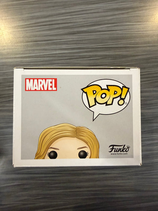 Funko POP! Marvel: Captain Marvel (Hot Topic)(Signed/Brie Larson/Beckett)(Damaged Box) #435