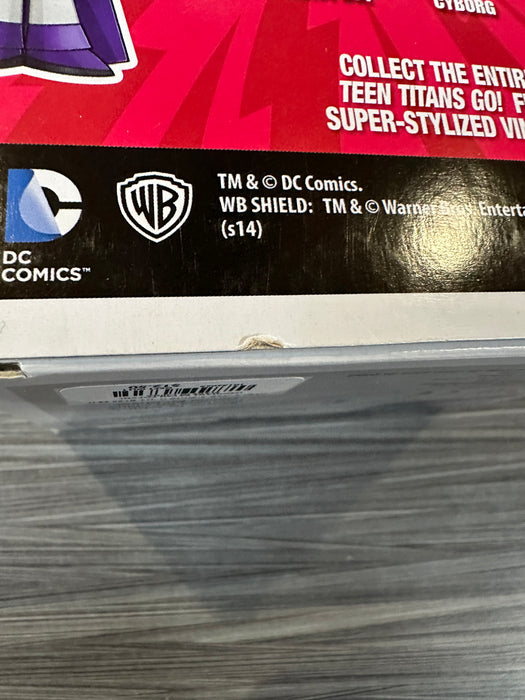 Funko POP! Television: Teen Titans GO! - Raven (Hot Topic)(Damaged Box*)#108