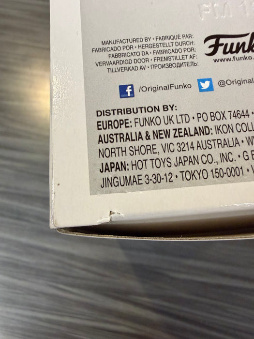 Funko POP! Games: Fortnite - Loot Llama (GiTD)(2019 SDCC)(Damaged Box*) #510