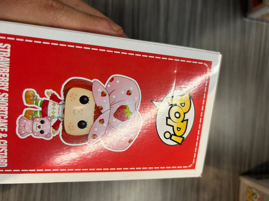 Funko POP! Strawberry Shortcake: Strawberry Shortcake & Custard (Scented)(Damaged Box*) #131