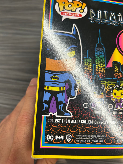 Funko POP! Batman The Animated Series: Batman (BlackLight)(Hot Topic)(Signed/Kevin Conroy/JSA)(Damaged Box) #369