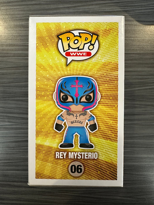 Funko POP! WWE: Rey Mysterio (7-11)(Damaged Box)[B] #06