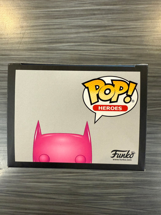 Funko POP! Heroes: Batman [Pink] Chrome (2019 NYCC/1500 PCS) #144