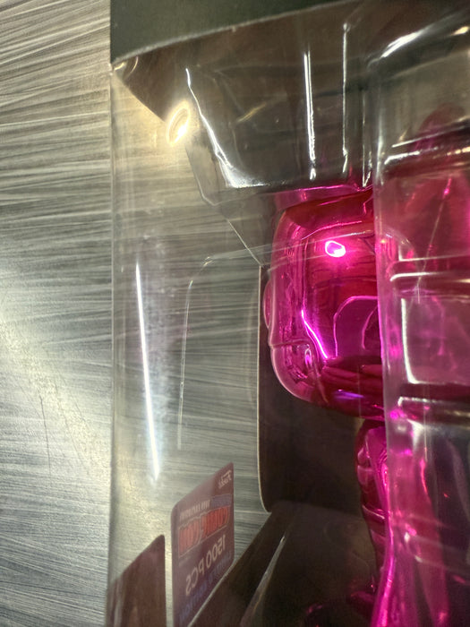Funko POP! Heroes: Batman [Pink] Chrome (2019 NYCC/1500 PCS) #144