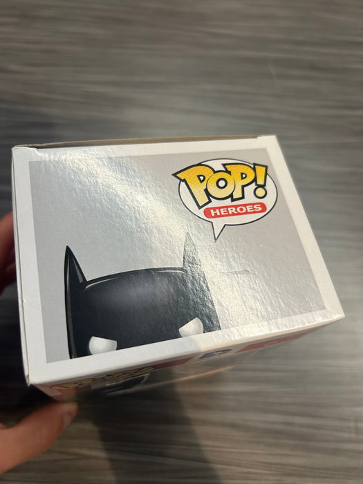 Funko POP! Heroes: DC Comics - Batman Beyond (Fugitive Toys)(Damaged Box) #33