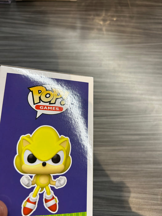 Funko POP! Games: Sonic the Hedgehog - Super Sonic [First Appearance](2022 SDCC)(GiTD)(Damaged Box)[B] #877