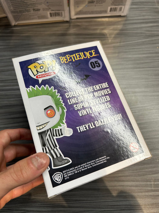 Funko POP! Movies: Beetlejuice (CHASE)(Damaged Box) #05