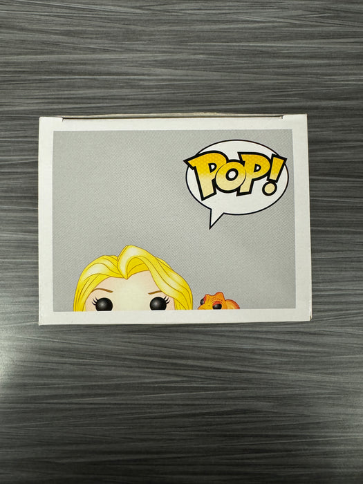 Funko POP! Disney: Rapunzel and Pascal (2015 SDCC)(Damaged Box)[A] #147