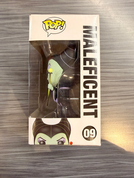 Funko POP! Disney Store: Maleficent (Damaged Box) #09
