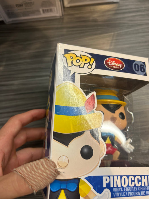 Funko POP! Disney Store: Pinocchio (Damaged Box*)[A] #06