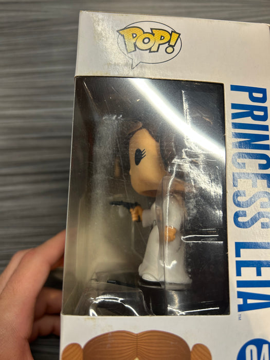 Funko POP! Star Wars: Princess Leia[Small Font](Damaged Box*)[A] #04