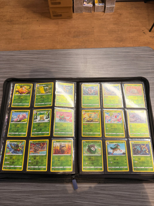 Pokemon TCG Sword & Shield Vivid Voltage Master Set