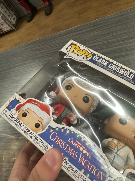 Funko POP! Movies: National Lampoon's Christmas Vacation - Clark Griswold and Cousin Eddie (FYE)(Damaged Box)[2 Pack]
