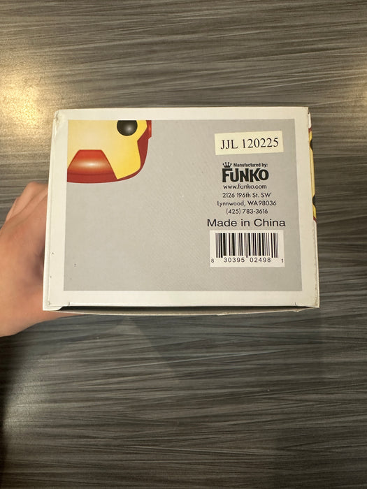 Funko POP! Marvel: Avengers - Iron Man (Damaged Box) #11