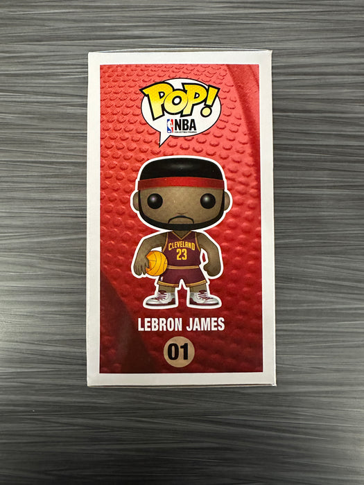 Funko POP! Sports: NBA - Lebron James (Cleveland)(Damaged Box) #01