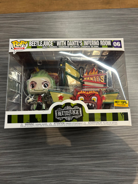 Funko POP! Town: Beetlejuice - Beetlejuice w/ Dantes's Inferno Room (Hot Topic)(Damaged Box) #06