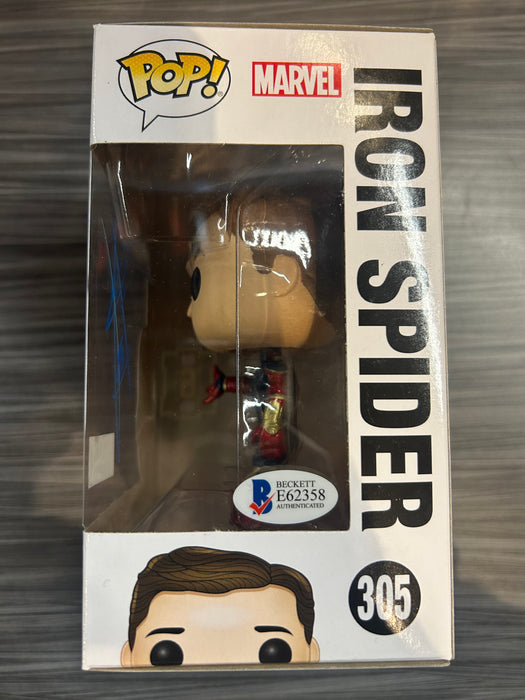 Funko POP! Marvel: Avengers Infinity War - Iron Spider(Signed/Tom Holland/Becket)(BoxLunch)(Damaged Box) #305