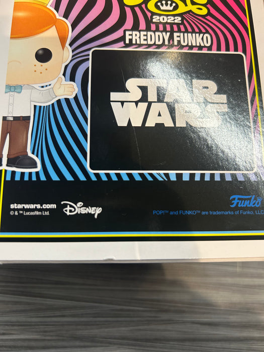 Funko POP! Freddy Funko As The Mandalorian (2022 Blacklight Battle)(4000 PCS)(Damaged Box) #SE