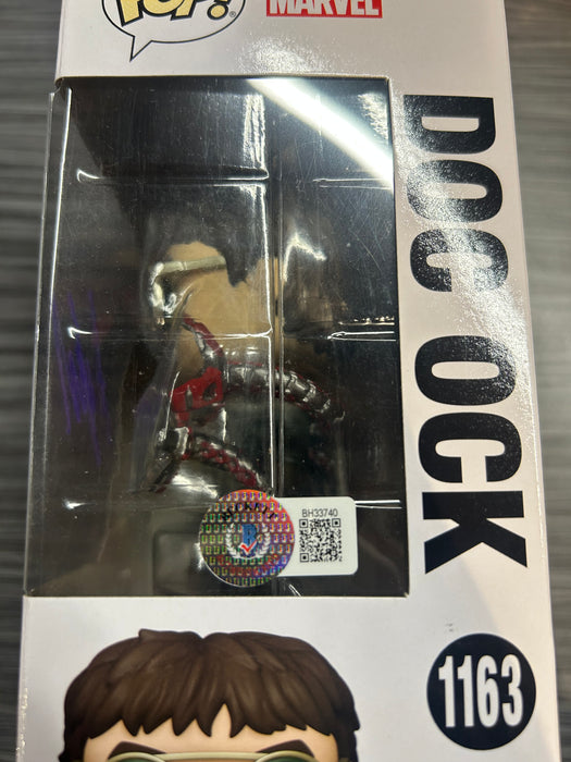 Funko POP! Marvel Spider-Man No Way Home: Doc Ock (Signed/Alfred Molina/Beckett)(Damaged Box) #1163