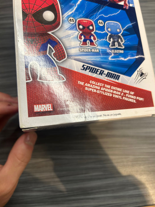 Funko POP! Marvel: The Amazing Spiderman 2 - Spider-Man (Signed/ Stan Lee/ Excelsior)(Damaged Box*) #45