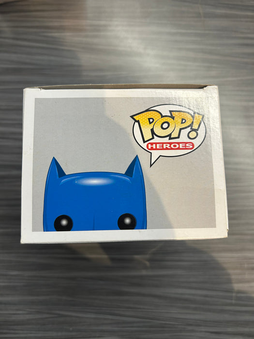 Funko POP! Heroes: DC Uinverse: Batgirl (Damaged Box) #03
