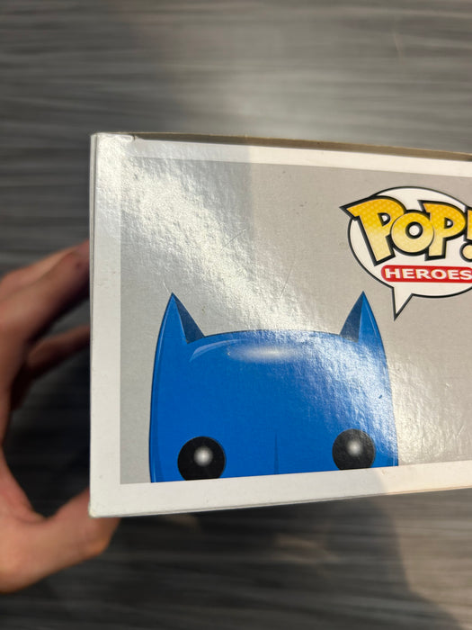 Funko POP! Heroes: DC Uinverse: Batgirl (Damaged Box) #03