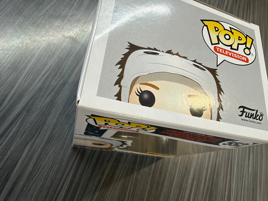 Funko POP! Television: Stranger Things - Max [Costume](Hot Topic)(Damaged Box) #552