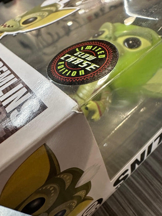 Funko POP! Movies: Gremlins - Gremlins (CHASE)(Damaged Box) #06