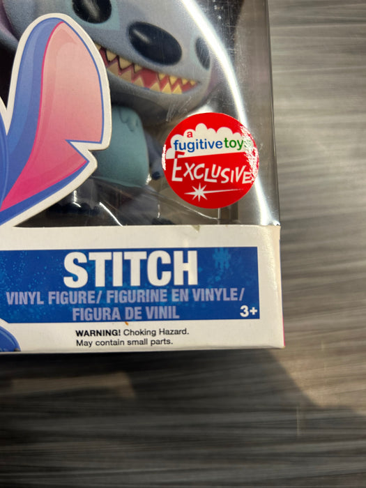 Funko POP! Disney: Stitch (Flocked)(Fugitive Toys)(Damaged Box*) #12