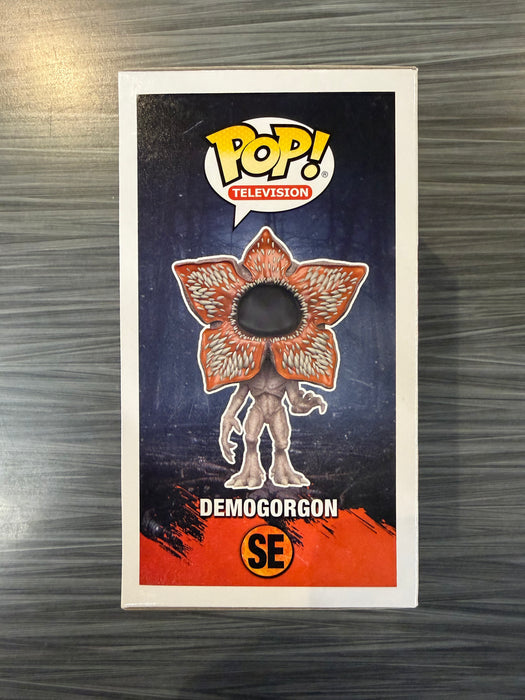Funko POP! Television: Stranger Things - Demogorgon (GiTD)(H Hall)(1600 PCS)(Damaged Box) #SE