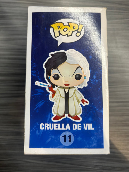 Funko POP! Disney Store: Cruella De Vil (Damaged Box*) #11