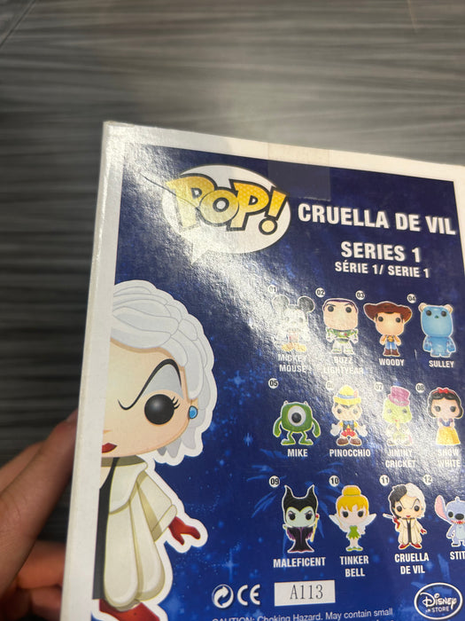 Funko POP! Disney Store: Cruella De Vil (Damaged Box*) #11