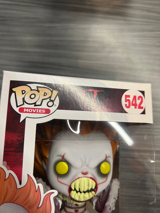 Funko POP! Movies: IT - Pennywise with Spider Legs (Damaged Box*)#542