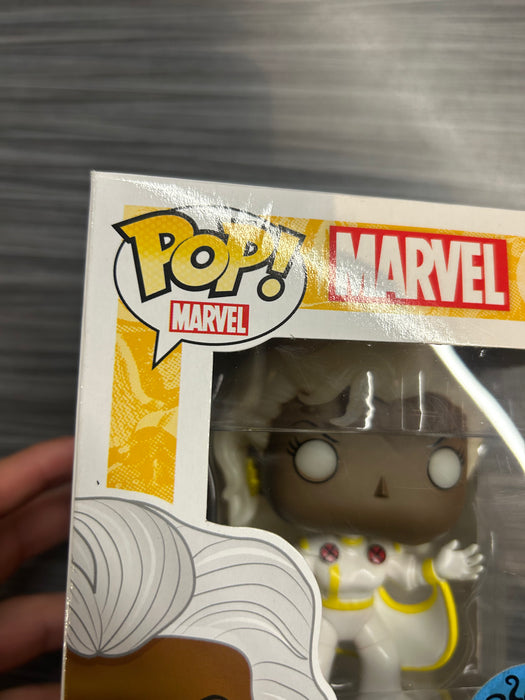 Funko POP! Marvel: Storm (GiTD) (Comikaze)(Damaged Box) #59
