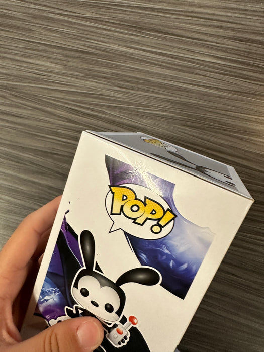 Funko POP! Disney: Oswald Rabbit (Damaged Box)[A] #65