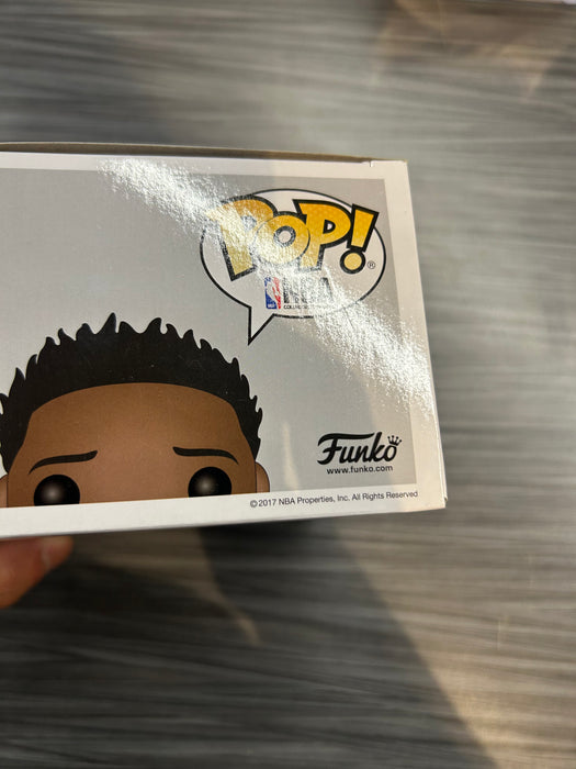 Funko POP! Basketball: Toronto Raptors - DeMar DeRozan (Exclusive)(Damaged Box) #36