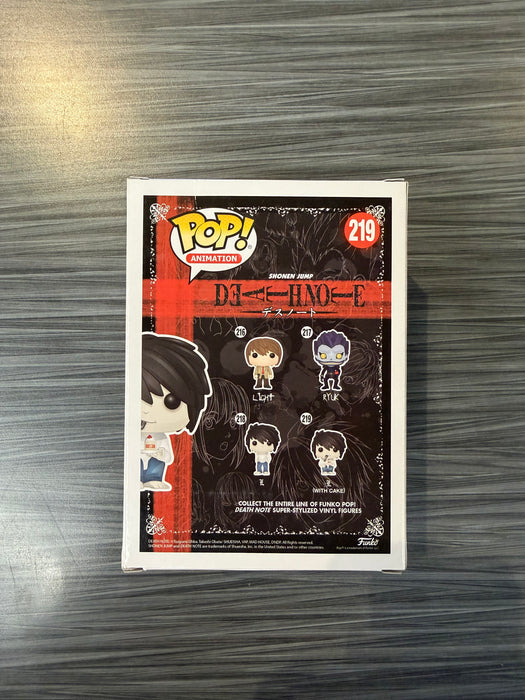 Funko POP! Animation: Death Note - L (with Cake)(Hot Topic)(Damaged Box) #219