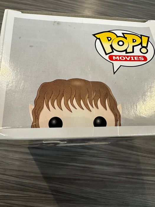 Funko POP! Movies: The Hobbit - Bilbo Baggins (Hot Topic)(Damaged Box) #12