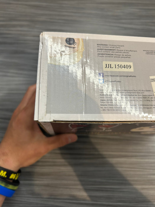 Funko POP! Game of Thrones: Daenerys & Drogon (Exclusive Limited Edition)(Damaged Box)