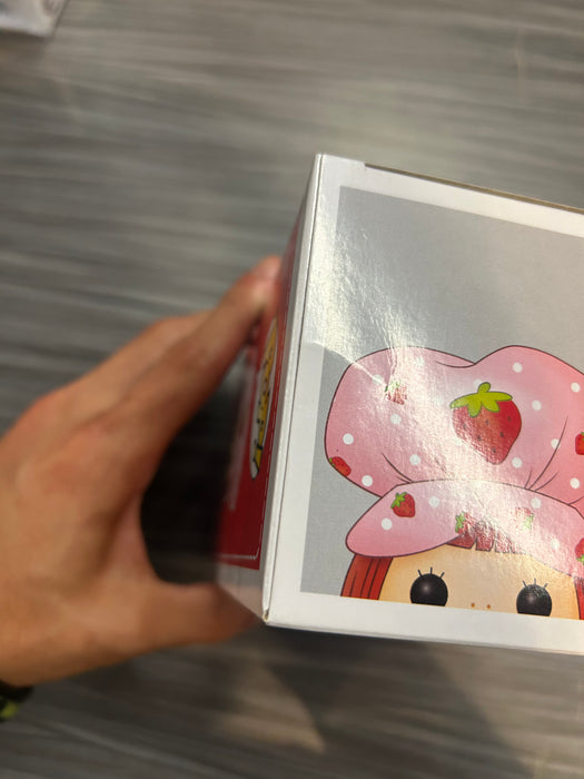 Funko POP! Strawberry Shortcake: Strawberry Shortcake & Custard (Scented)(Damaged Box) #131