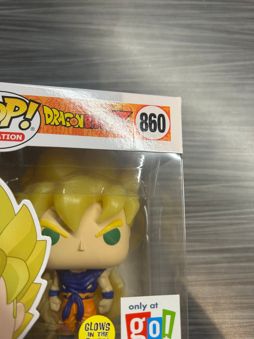 Funko POP! Animation: DragonBall Z - Super Saiyan Goku (First Appearance)(GiTD)(Go! Sticker)(Damaged Box) #860