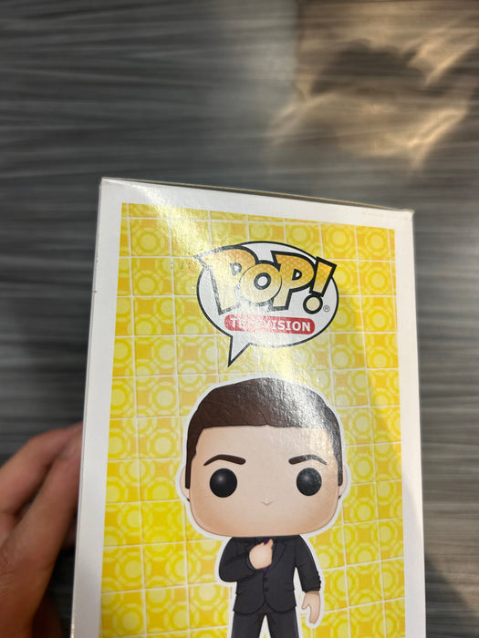 Funko POP! Television: New Girl - Schmidt (Damaged Box*) #649