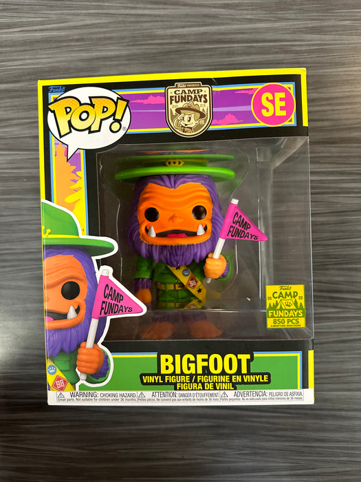 Funko POP! Camp Fundays: Bigfoot [Blacklight] (2023 Camp Fundays/850 PCS)(Damaged Box) #SE