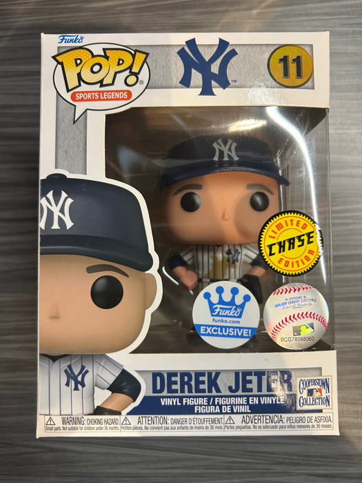 Funko POP! Sports Legends: NY - Derek Jeter (Funko)(CHASE)(Damaged Box) #11